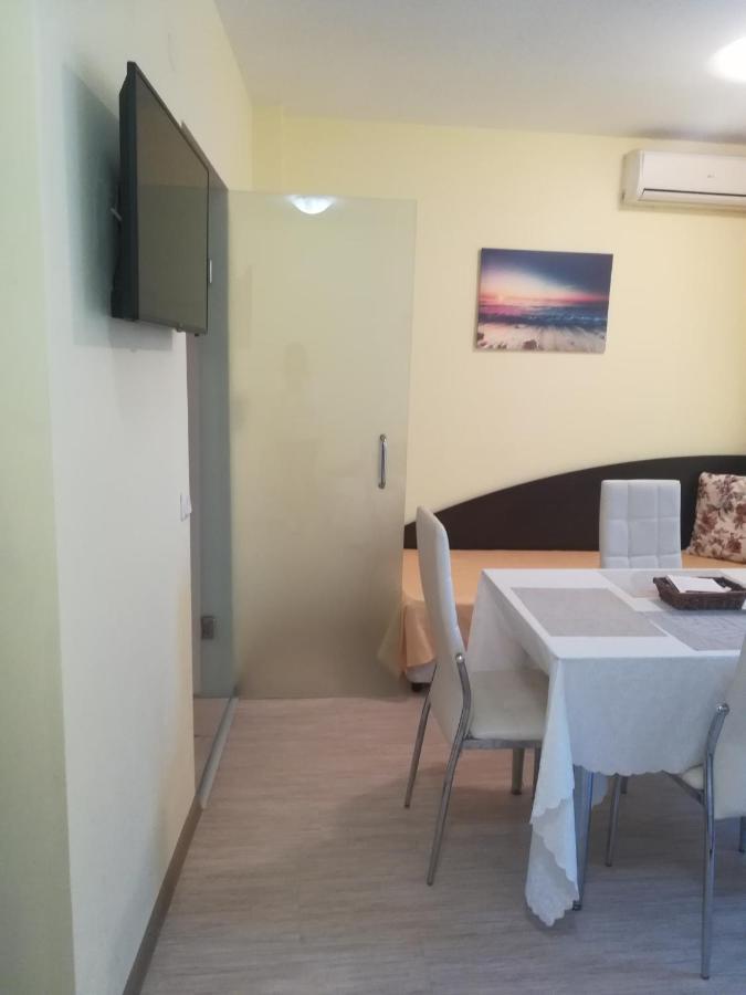 קרנבו Apartments Victoria מראה חיצוני תמונה